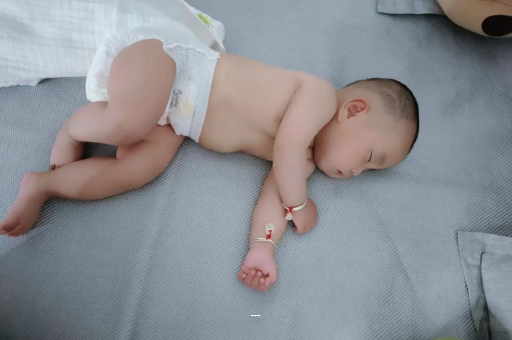 屯昌宝宝咳嗽发烧拉肚子